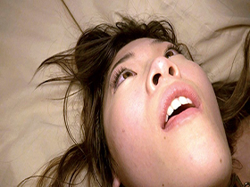 【白目・アヘ失神】NTR!  明るい巨尻のムチ人妻がイキ狂いの中出しチ〇ポ堕ち「ウワキの妊娠したので、家庭捨てます…」の記録　サンプル画像19